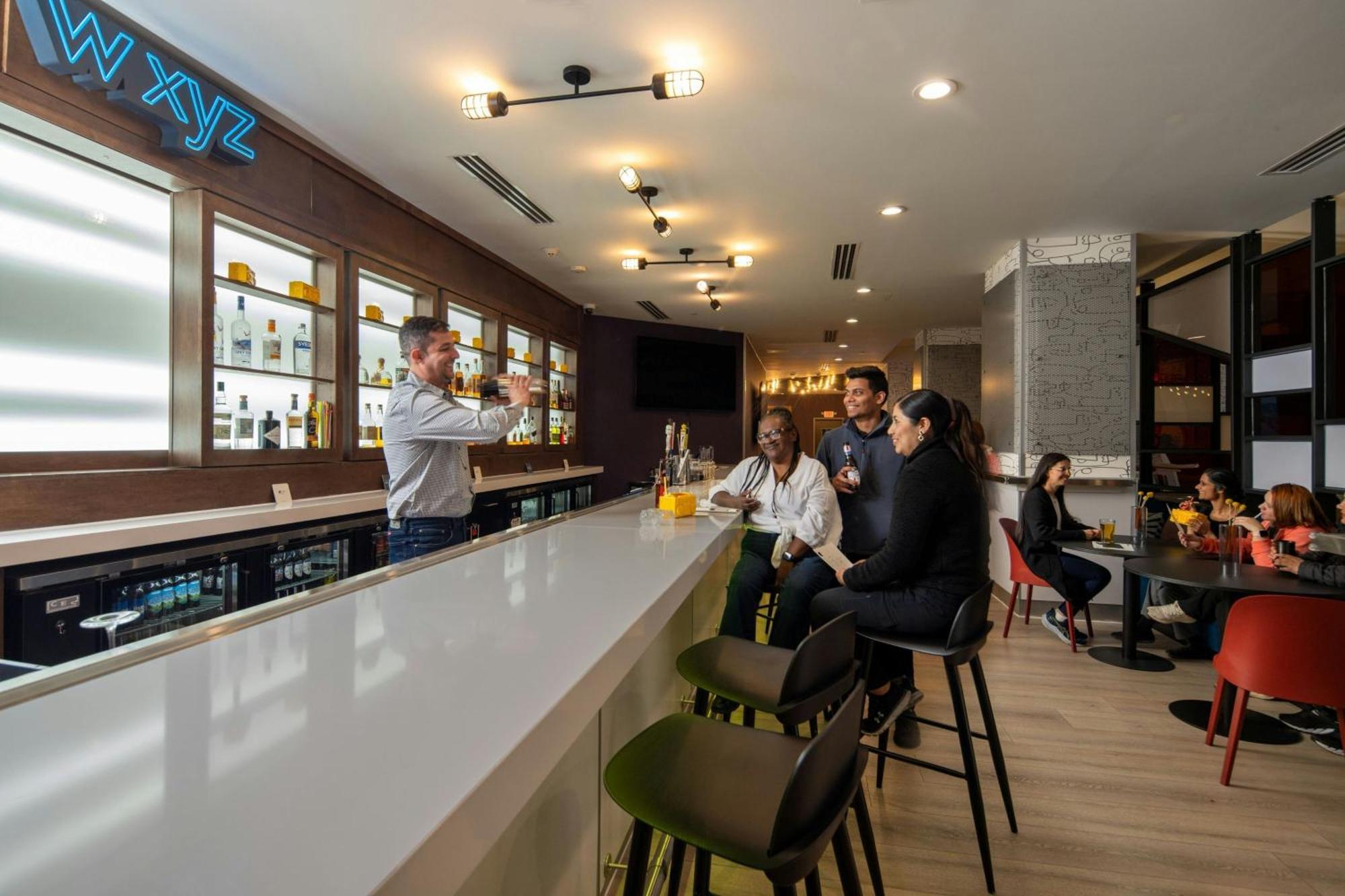 Aloft Memphis Downtown Hotel Екстериор снимка